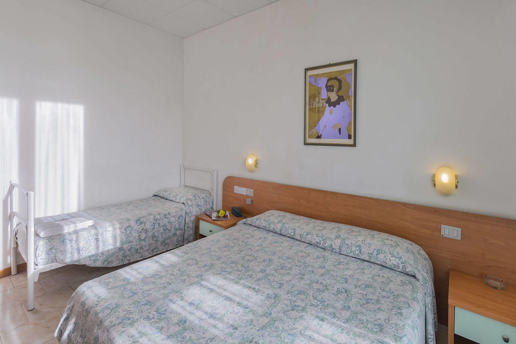 פסיניאנו סול טרסימנו Hotel Darsena מראה חיצוני תמונה