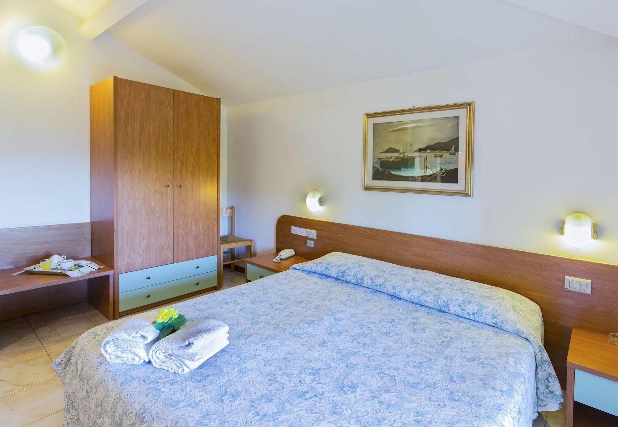 פסיניאנו סול טרסימנו Hotel Darsena מראה חיצוני תמונה