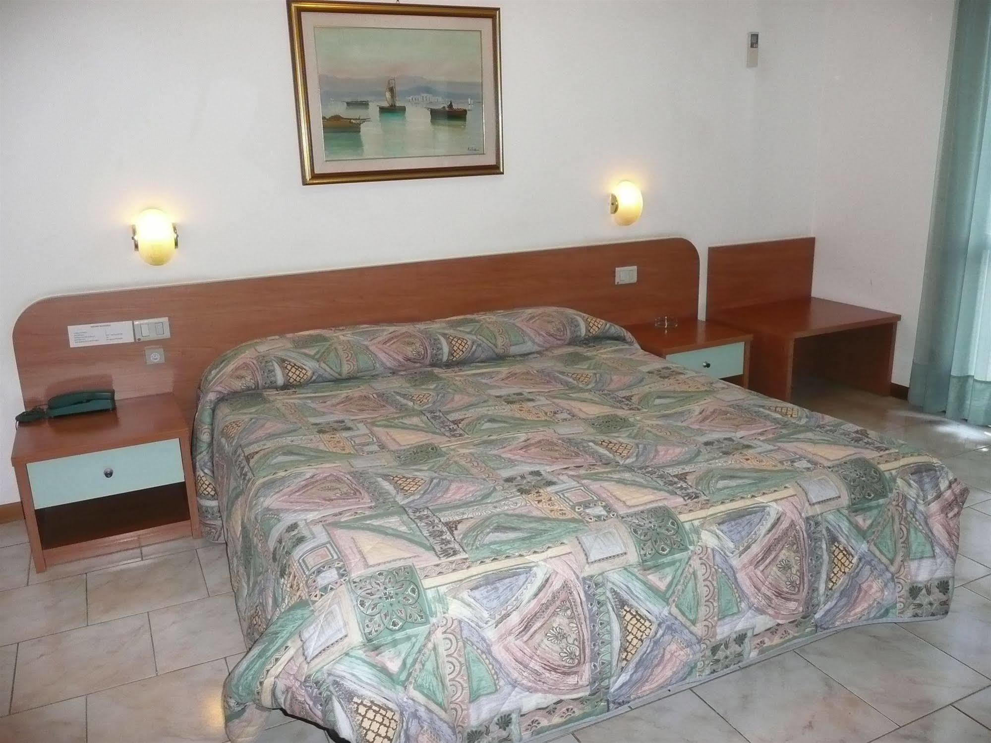 פסיניאנו סול טרסימנו Hotel Darsena מראה חיצוני תמונה